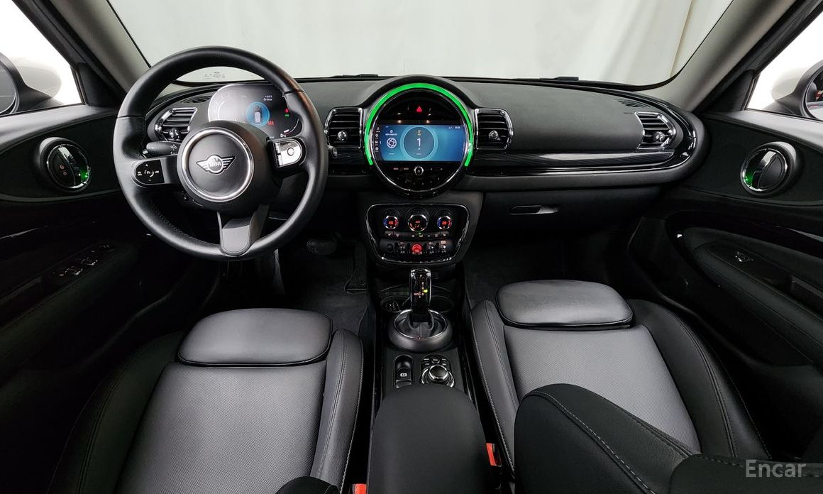 2023 Mini Clubman II Рестайлинг Classic 2nd с пробегом 63 897 км