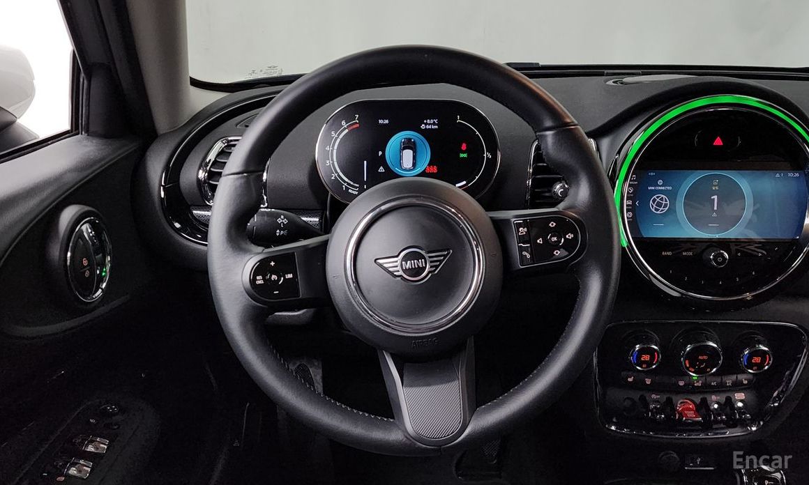 2023 Mini Clubman II Рестайлинг Classic 2nd с пробегом 63 897 км