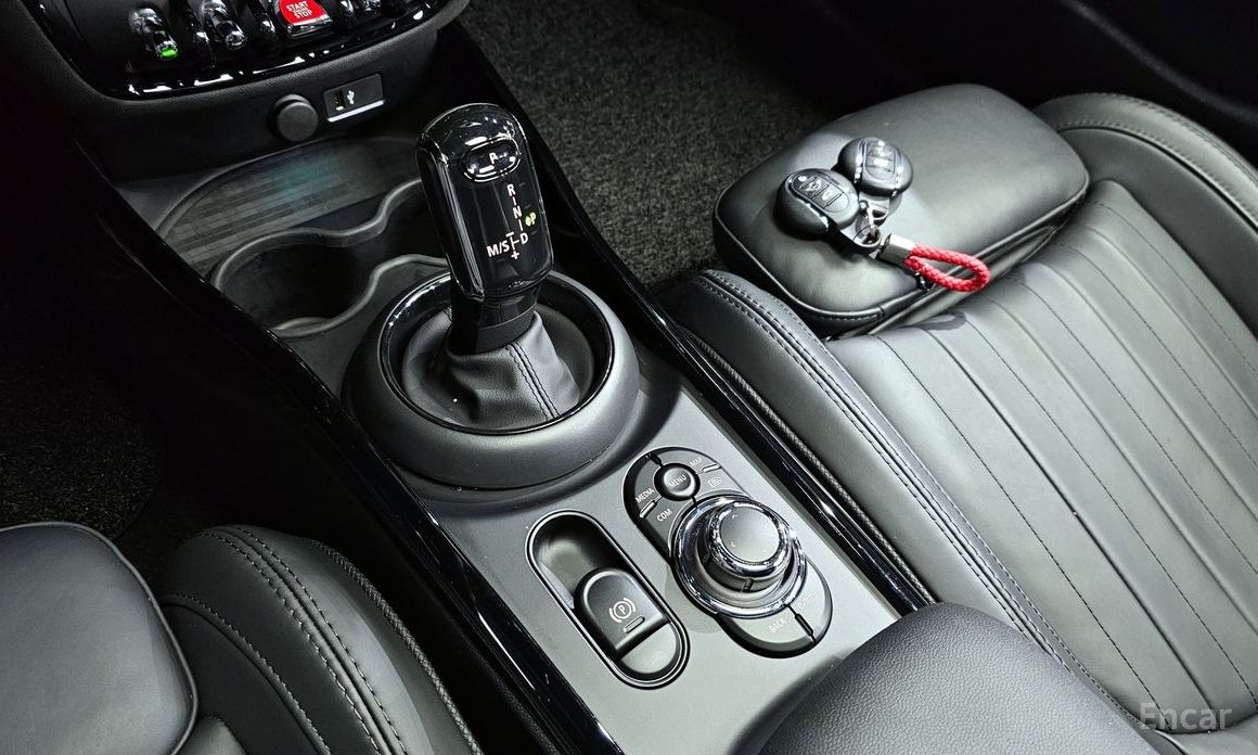 2023 Mini Clubman II Рестайлинг JCW 2nd Gen с пробегом 30 803 км