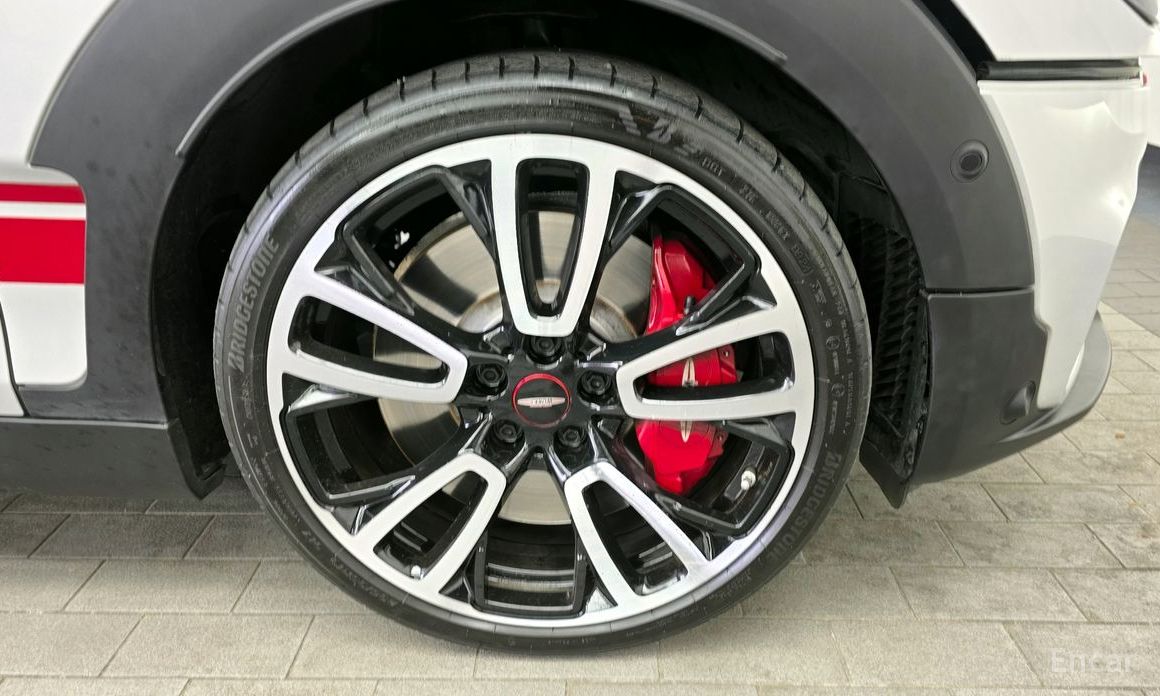 2023 Mini Clubman II Рестайлинг JCW 2nd Gen с пробегом 30 787 км