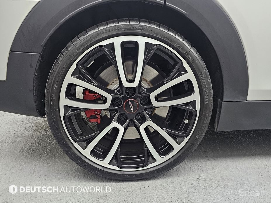 2023 Mini Clubman II Рестайлинг JCW 2nd Gen с пробегом 30 760 км