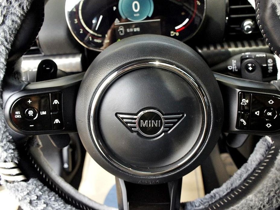 2023 Mini Clubman II Рестайлинг JCW 2nd Gen с пробегом 71 198 км