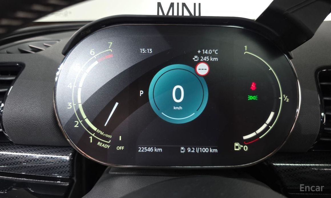 2023 Mini Clubman II Рестайлинг Multitione Edition 2nd с пробегом 22 546 км