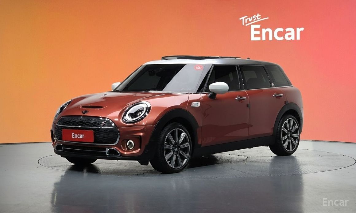 2023 Mini Clubman II Рестайлинг Multitione Edition 2nd с пробегом 22 546 км