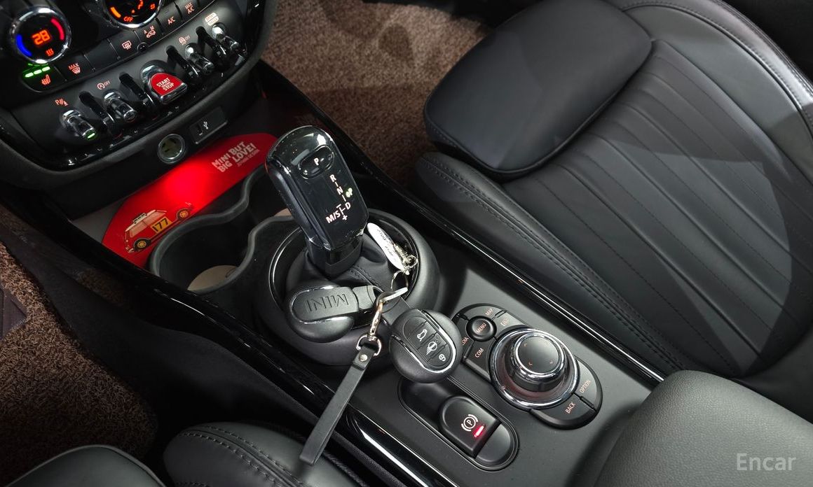 2023 Mini Clubman II Рестайлинг JCW 2nd Gen с пробегом 71 083 км