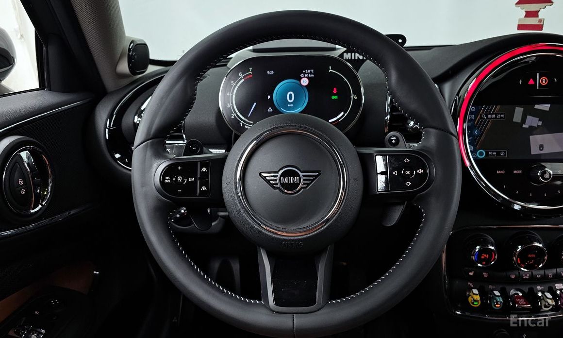 2023 Mini Clubman II Рестайлинг Classic 2nd с пробегом 33 353 км