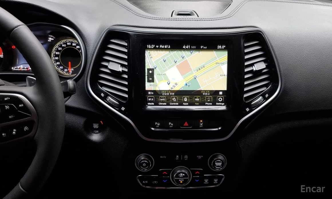 2022 Jeep Cherokee V (KL) Рестайлинг 2.4 Limited AWD с пробегом 36 360 км