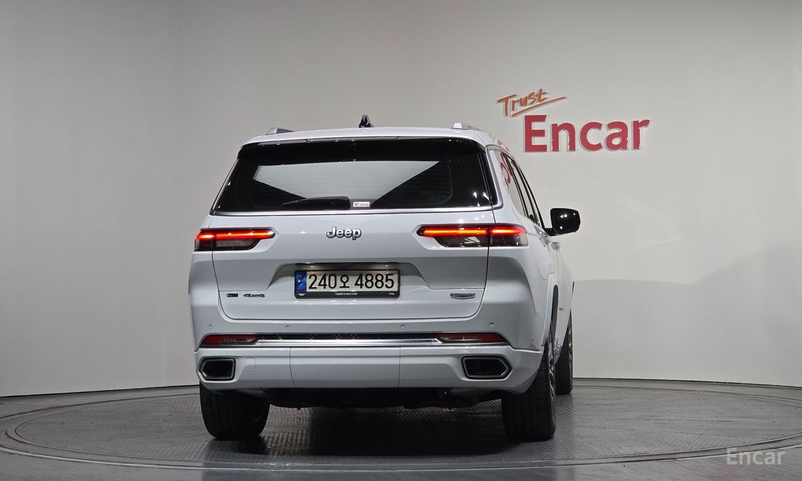 2023 Jeep Cherokee V (KL) Рестайлинг L 3.6 Summit Reserve с пробегом 25 135 км