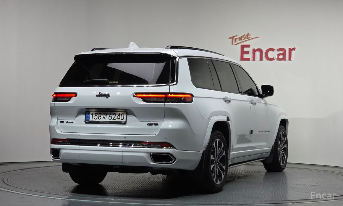 2022 Jeep Cherokee V (KL) Рестайлинг L 3.6 Overland с пробегом 42 096 км