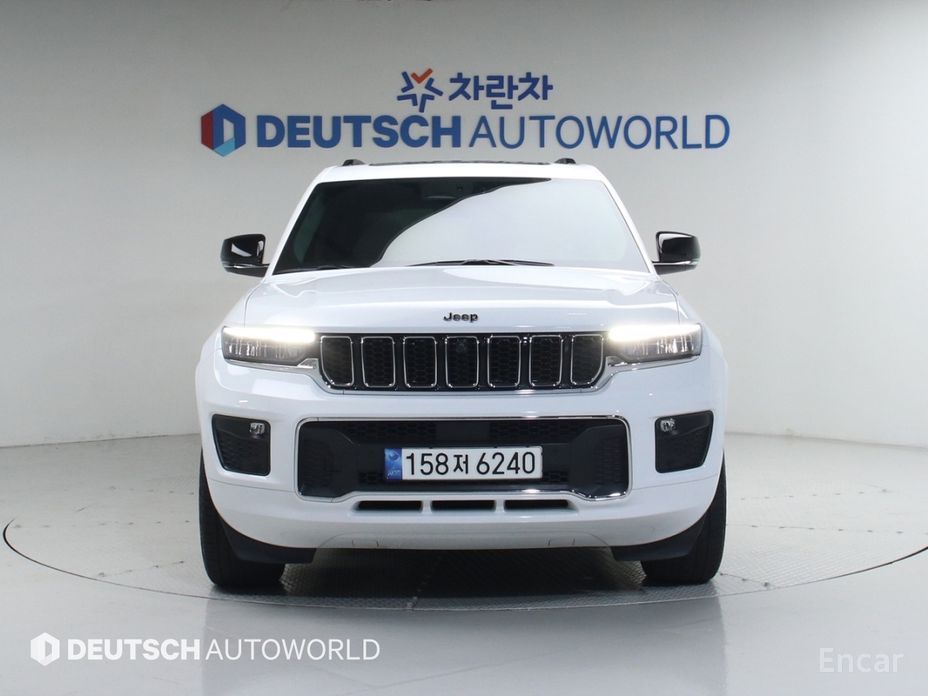 2022 Jeep Cherokee V (KL) Рестайлинг L 3.6 Overland с пробегом 42 092 км