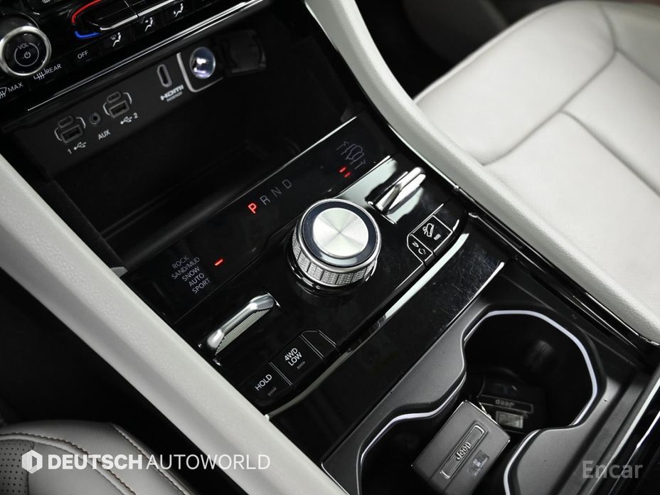 2022 Jeep Cherokee V (KL) Рестайлинг L 3.6 Overland с пробегом 42 092 км