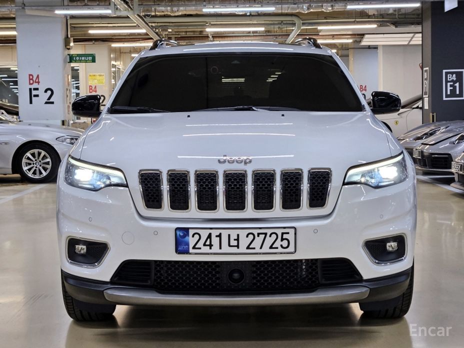 2022 Jeep Cherokee V (KL) Рестайлинг 2.4 Limited 2WD с пробегом 2 500 км