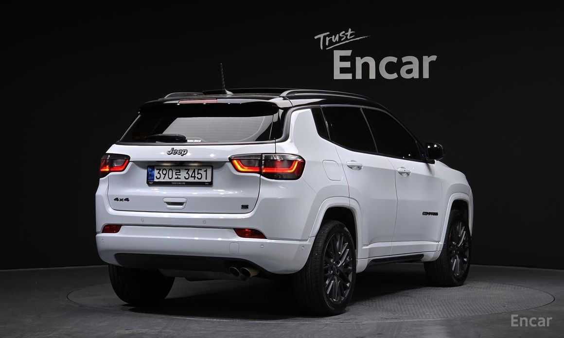 2022 Jeep Compass II Рестайлинг S2.4 AWD с пробегом 56 118 км