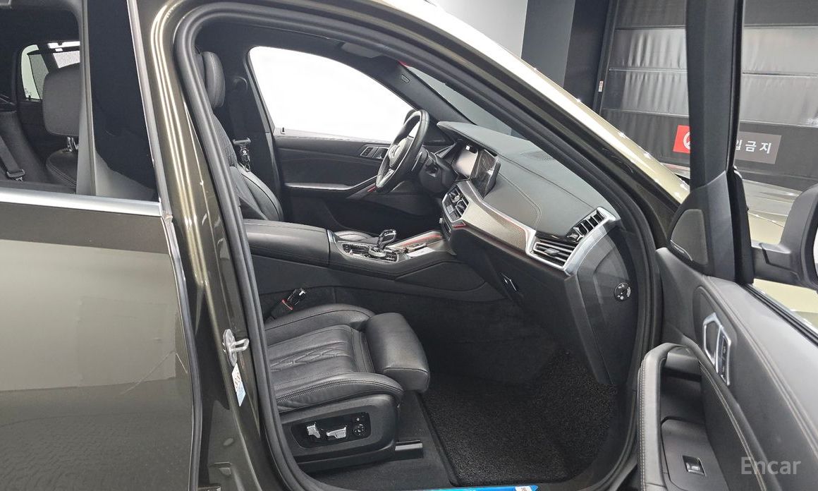 2022 BMW X6 III (G06) xDrive40i M Sport с пробегом 14 959 км