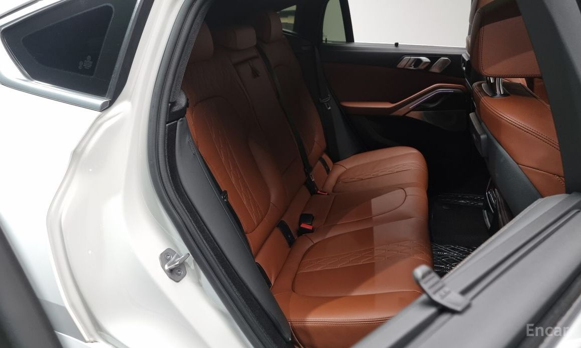 2022 BMW X6 III (G06) M50i с пробегом 61 767 км
