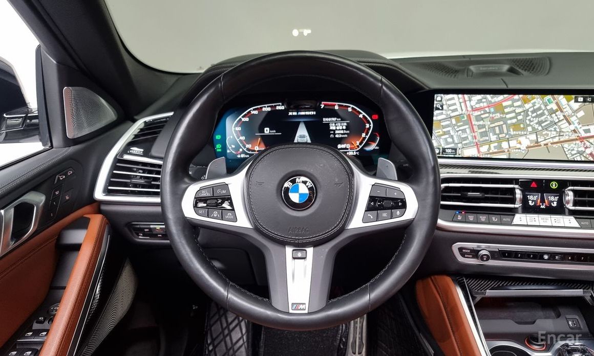 2022 BMW X6 III (G06) M50i с пробегом 61 767 км