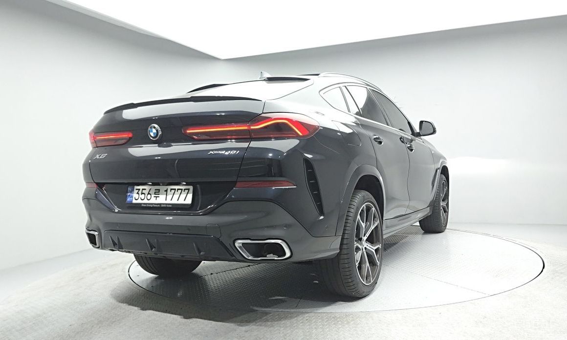 2022 BMW X6 III (G06) xDrive40i M Sport с пробегом 57 877 км