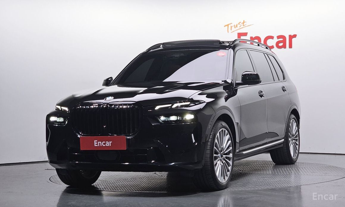 2025 BMW X7 I (G07) Рестайлинг xDrive 40i Design Pure Excellence 6-Seater с пробегом 5 716 км
