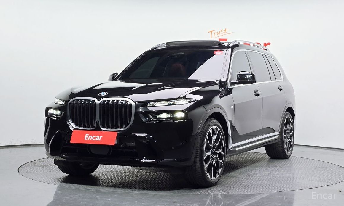 2025 BMW X7 I (G07) Рестайлинг xDrive 40d M Sport 7 STR с пробегом 9 135 км