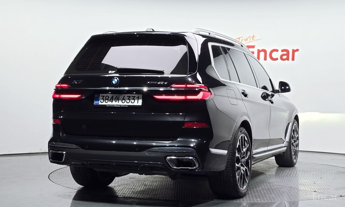 2025 BMW X7 I (G07) Рестайлинг xDrive 40d M Sport 7 STR с пробегом 9 135 км