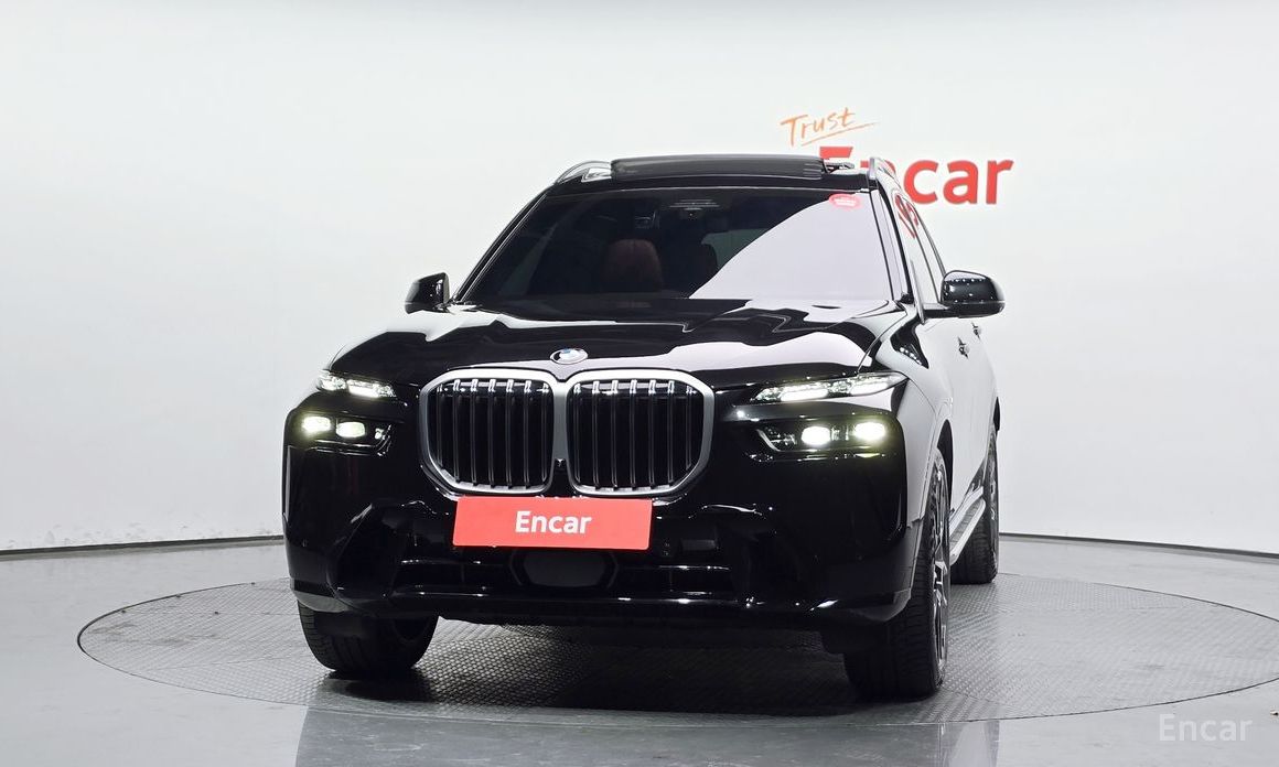 2025 BMW X7 I (G07) Рестайлинг xDrive 40d M Sport 7 STR с пробегом 9 135 км