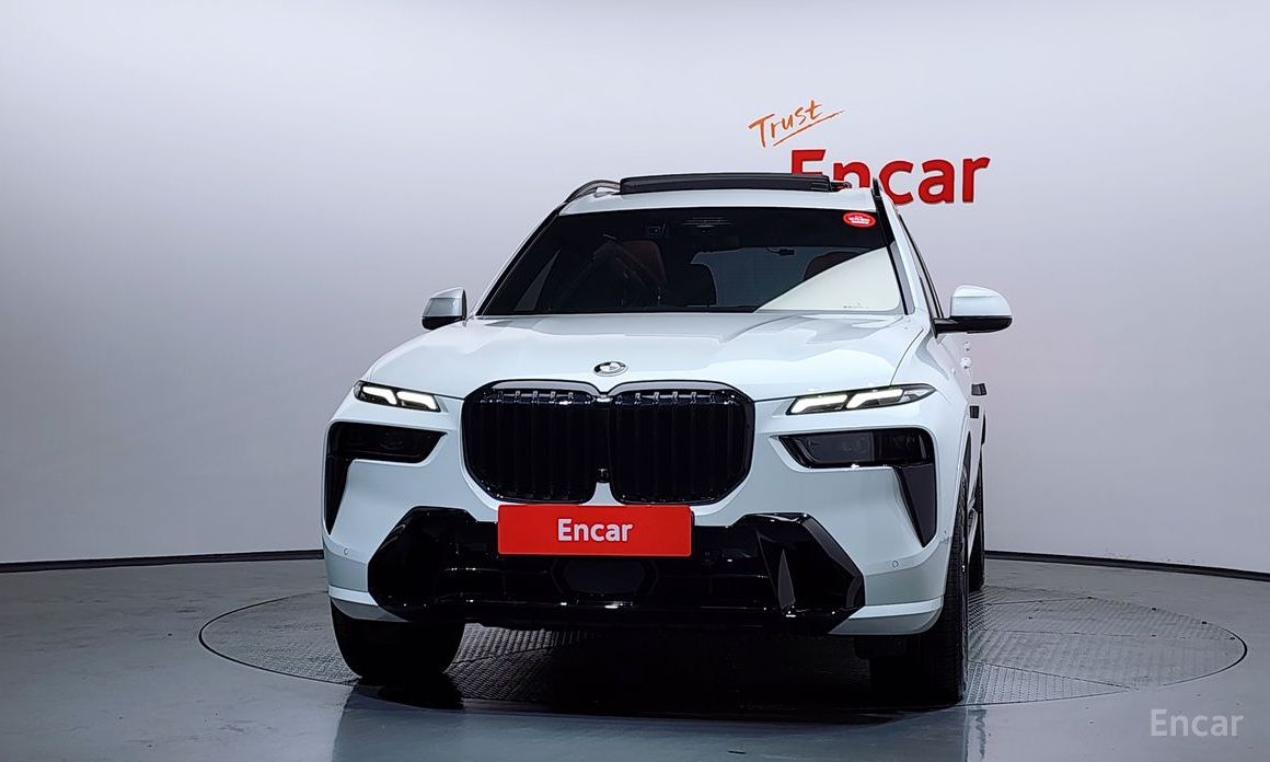 2025 BMW X7 I (G07) Рестайлинг xDrive 40i M Sport 6STR с пробегом 6 525 км