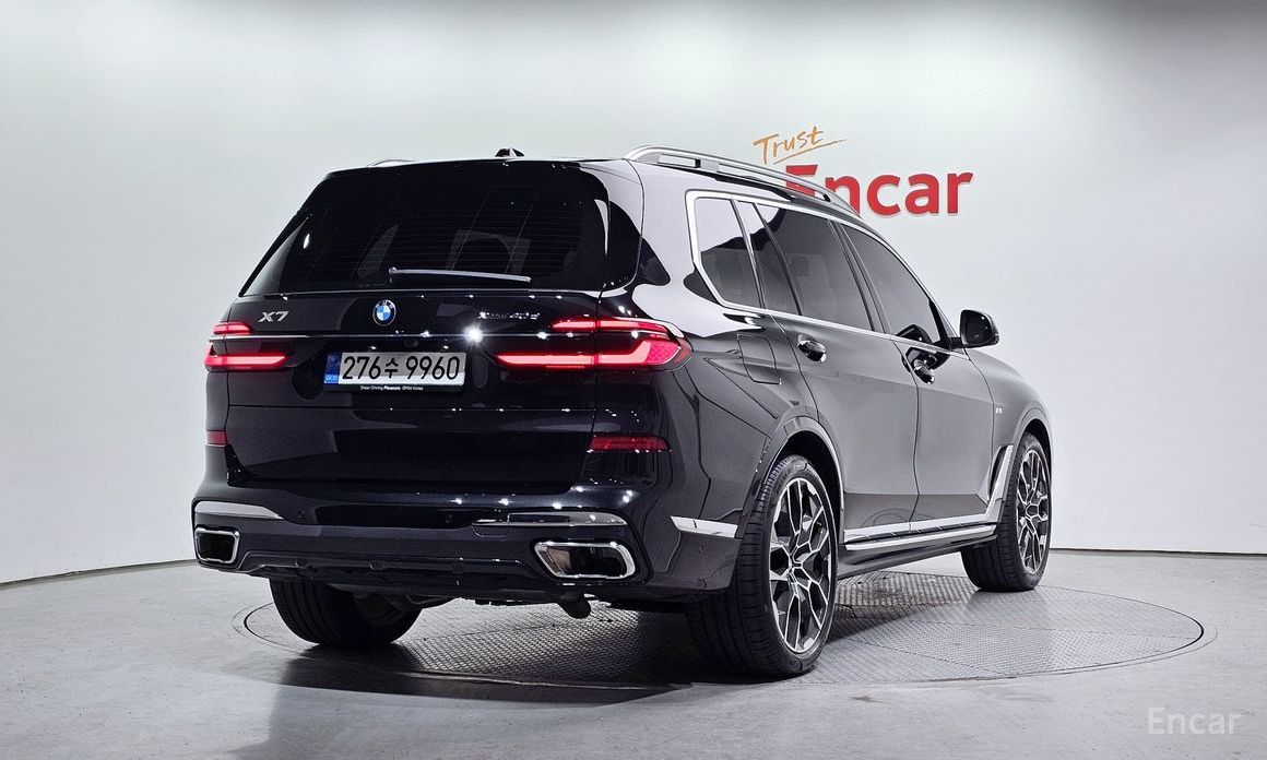 2025 BMW X7 I (G07) Рестайлинг xDrive 40d M Sport 7 STR с пробегом 5 331 км