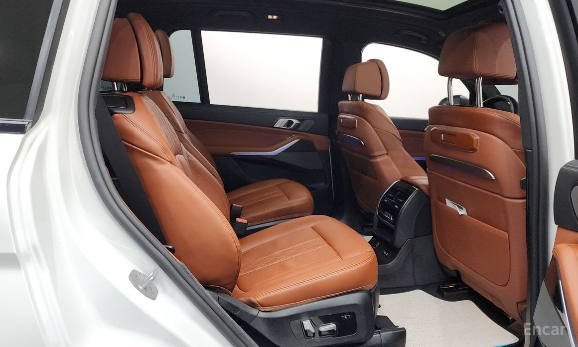 2025 BMW X7 I (G07) Рестайлинг xDrive 40i M Sport 6STR с пробегом 6 525 км