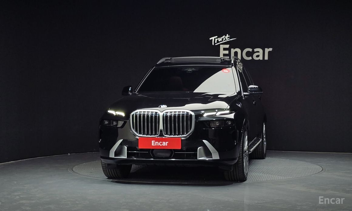 2025 BMW X7 I (G07) Рестайлинг xDrive 40i Design Pure Excellence 6-Seater с пробегом 52 382 км