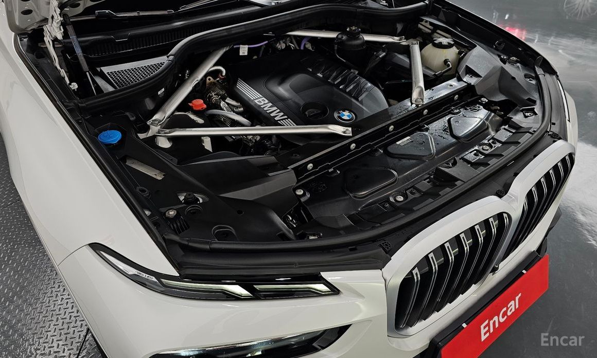 2024 BMW X7 I (G07) Рестайлинг xDrive 40d M Sport 7 STR с пробегом 19 633 км