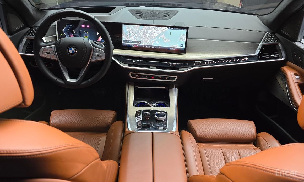 2025 BMW X7 I (G07) Рестайлинг xDrive 40i Design Pure Excellence 6-Seater с пробегом 52 382 км
