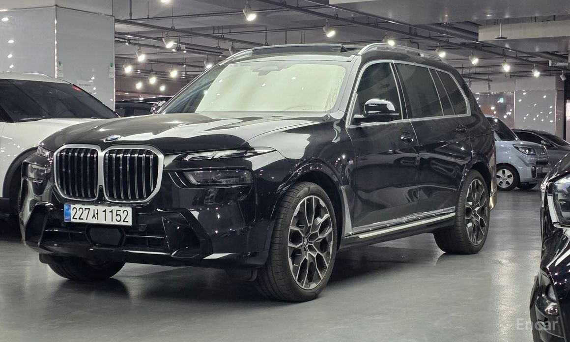 2025 BMW X7 I (G07) Рестайлинг xDrive 40i M Sport 6STR с пробегом 11 000 км