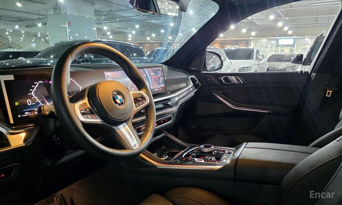 2025 BMW X7 I (G07) Рестайлинг xDrive 40i M Sport 6STR с пробегом 11 000 км