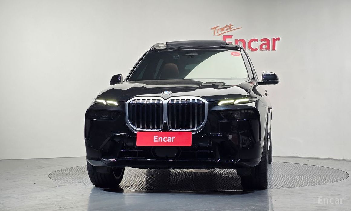 2025 BMW X7 I (G07) Рестайлинг xDrive 40i M Sport 6STR с пробегом 31 954 км