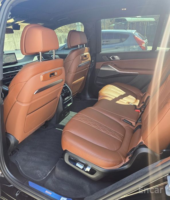 2025 BMW X7 I (G07) Рестайлинг xDrive 40d Design Pure Excellence 7-Seater с пробегом 9 222 км