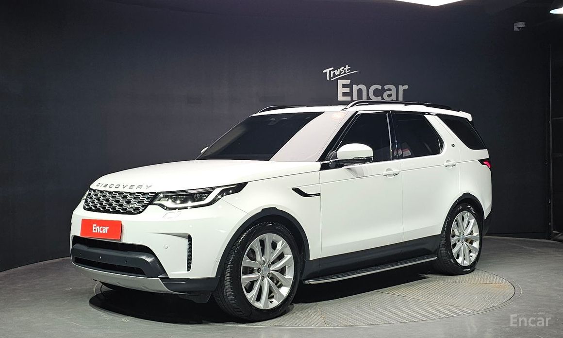 2022 Land Rover Discovery V Рестайлинг D250 SE с пробегом 70 256 км