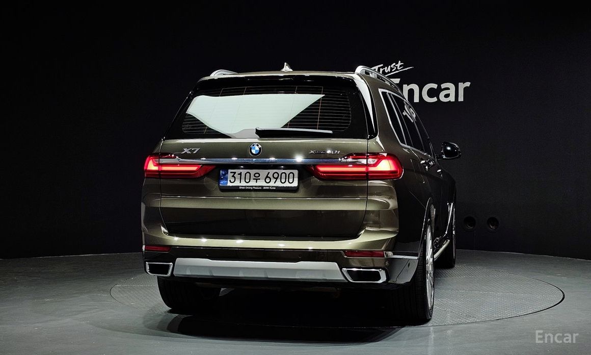 2022 BMW X7 I (G07) xDrive 40i Design Pure Excellence 7-Seater с пробегом 67 377 км