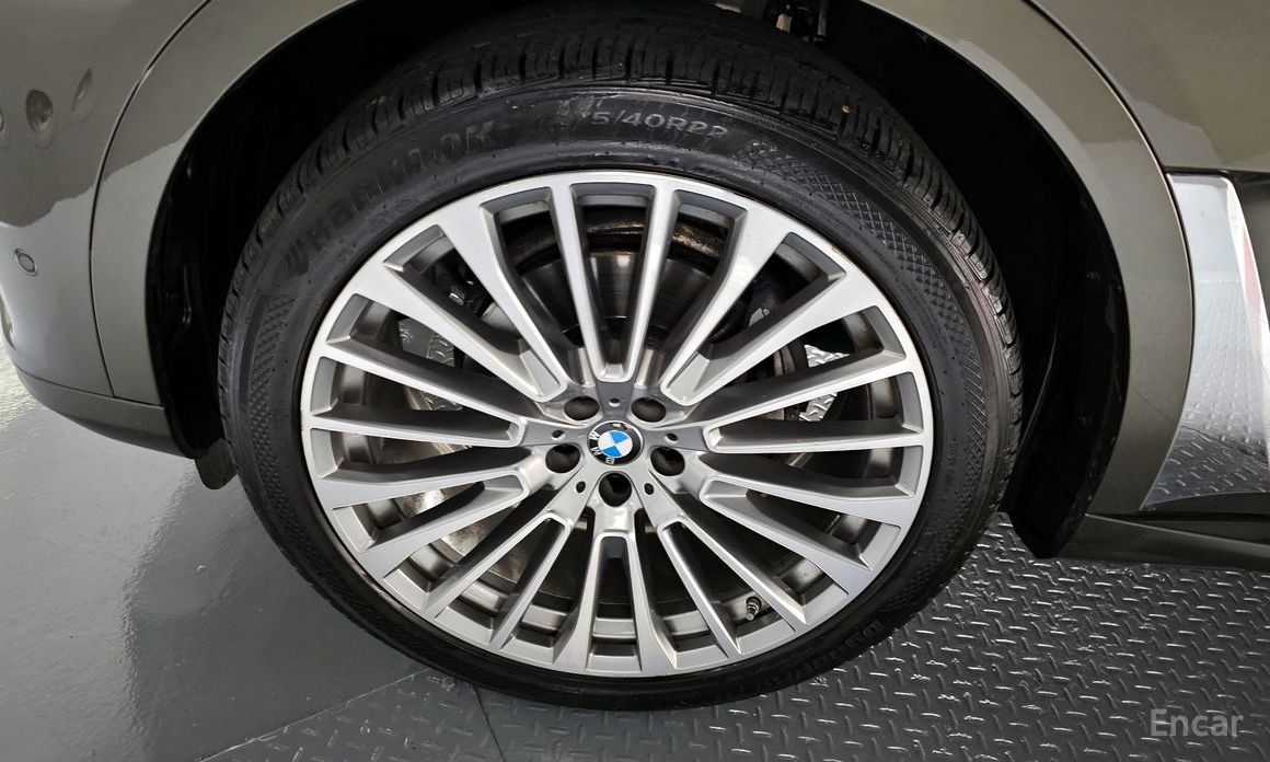 2022 BMW X7 I (G07) xDrive 40i Design Pure Excellence 7-Seater с пробегом 67 377 км