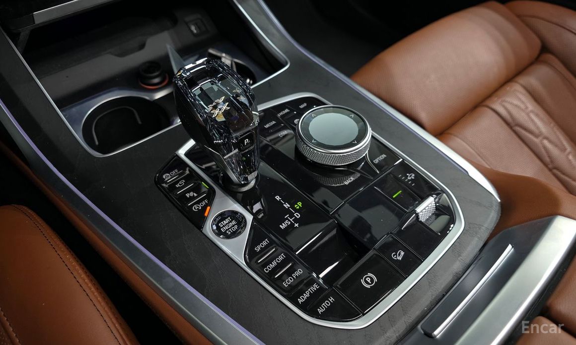 2022 BMW X7 I (G07) xDrive 40i Design Pure Excellence 6-Seater с пробегом 55 166 км