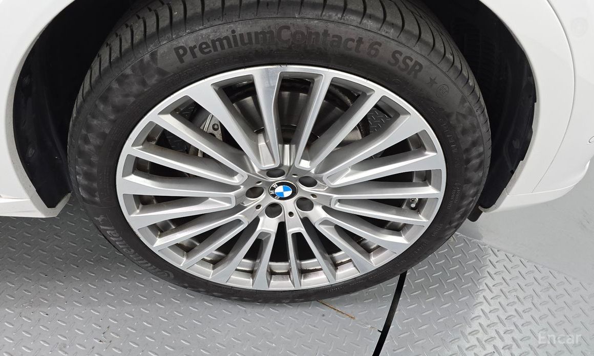 2022 BMW X7 I (G07) xDrive 40i Design Pure Excellence 6-Seater с пробегом 28 932 км