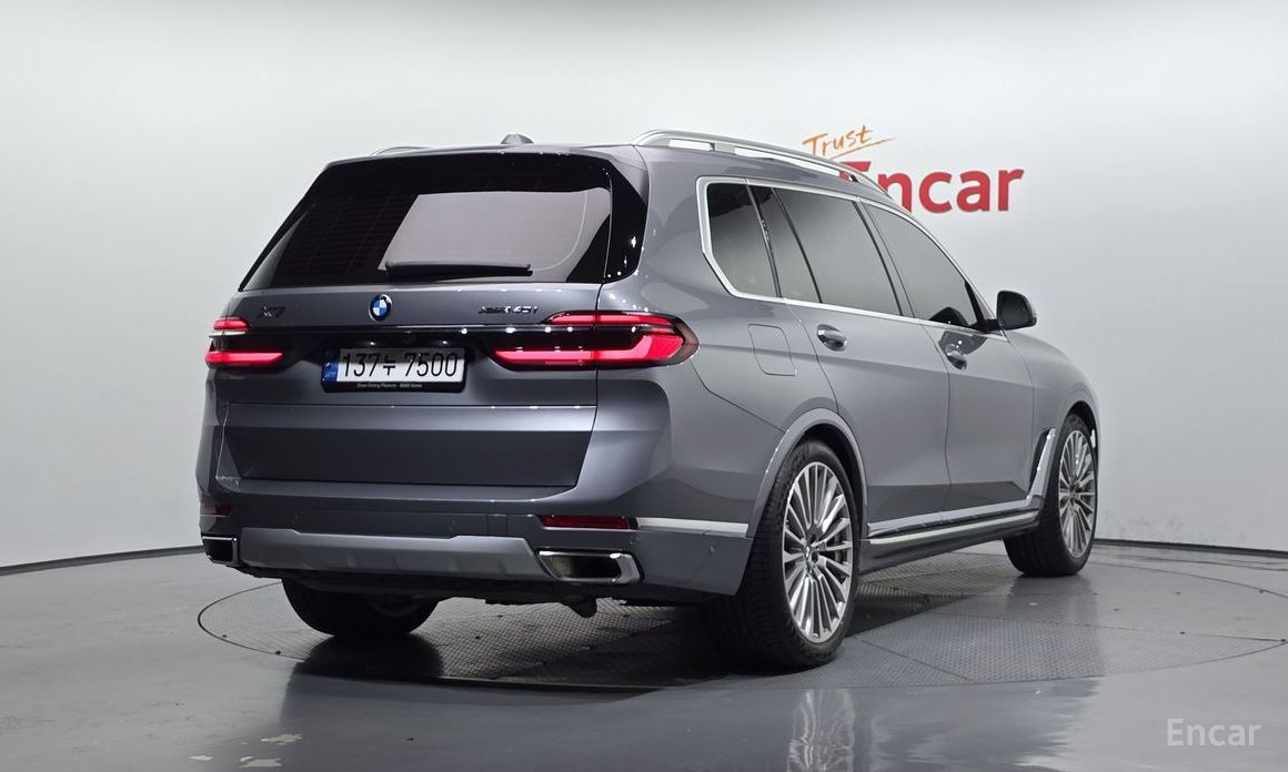 2022 BMW X7 I (G07) xDrive 40i Design Pure Excellence 6-Seater с пробегом 12 240 км