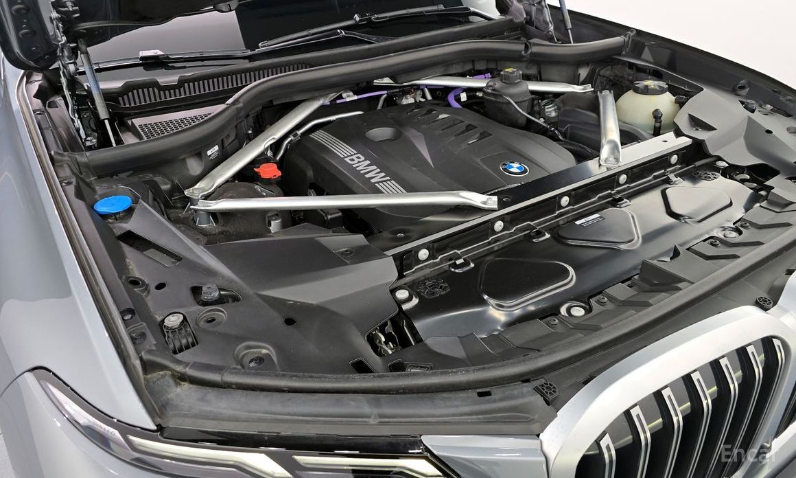 2022 BMW X7 I (G07) xDrive 40i Design Pure Excellence 6-Seater с пробегом 12 240 км