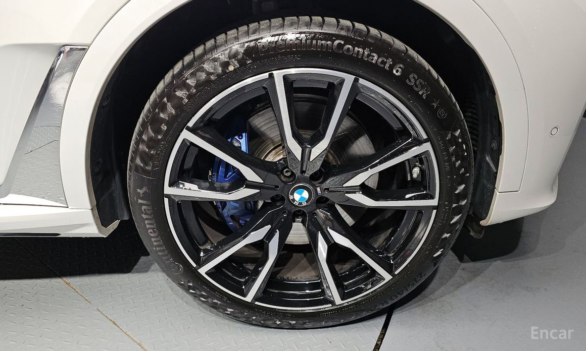 2022 BMW X7 I (G07) xDrive 40i M Sport 6STR с пробегом 13 913 км