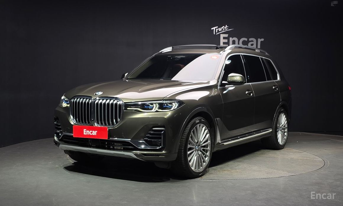 2022 BMW X7 I (G07) xDrive 40i Design Pure Excellence 6-Seater с пробегом 119 221 км