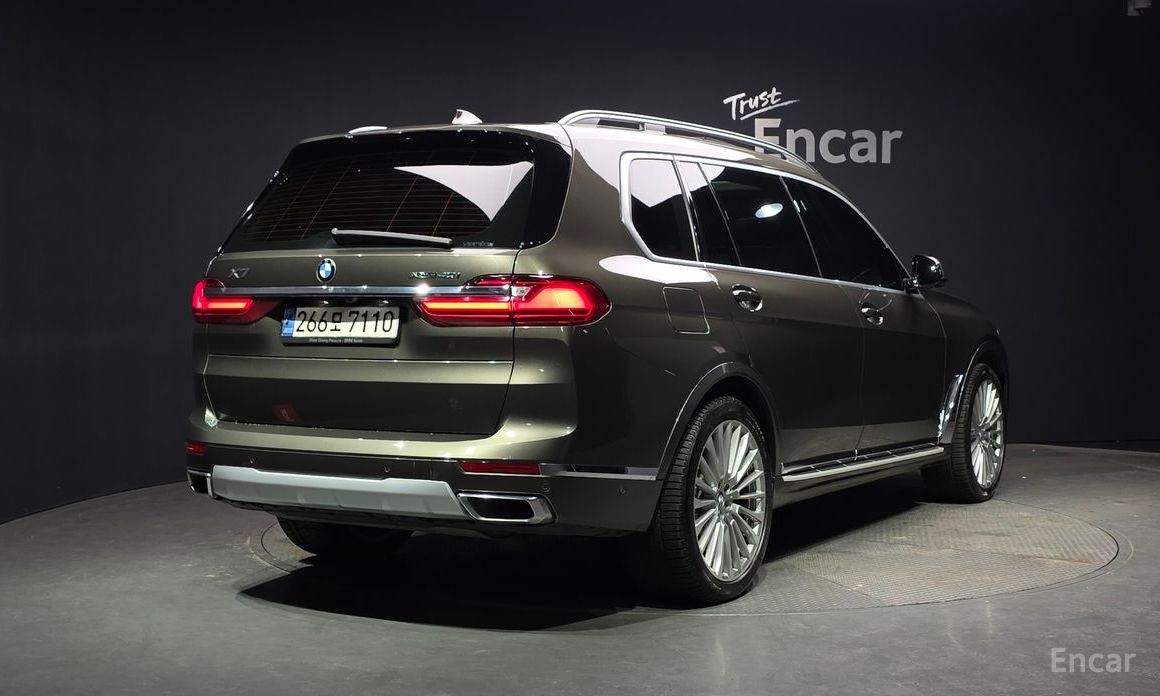 2022 BMW X7 I (G07) xDrive 40i Design Pure Excellence 6-Seater с пробегом 119 221 км