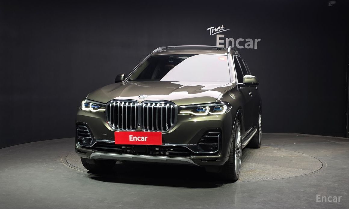 2022 BMW X7 I (G07) xDrive 40i Design Pure Excellence 6-Seater с пробегом 119 221 км