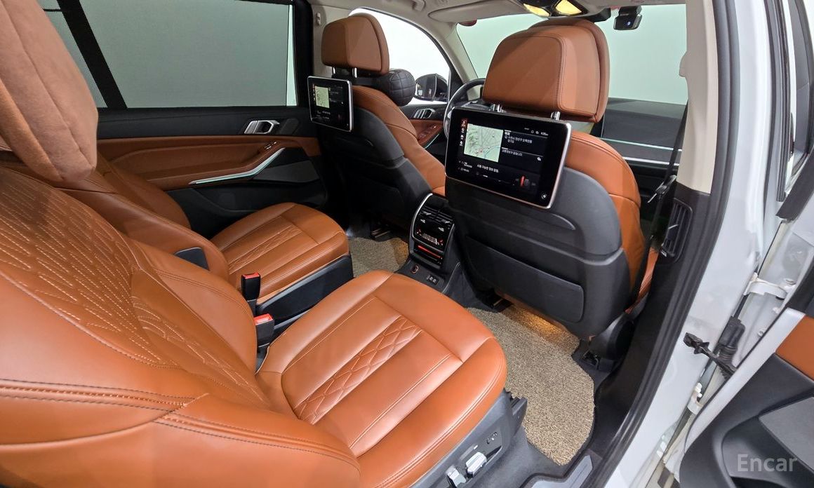 2022 BMW X7 I (G07) xDrive 40d Design Pure Excellence 6-Seater с пробегом 88 797 км