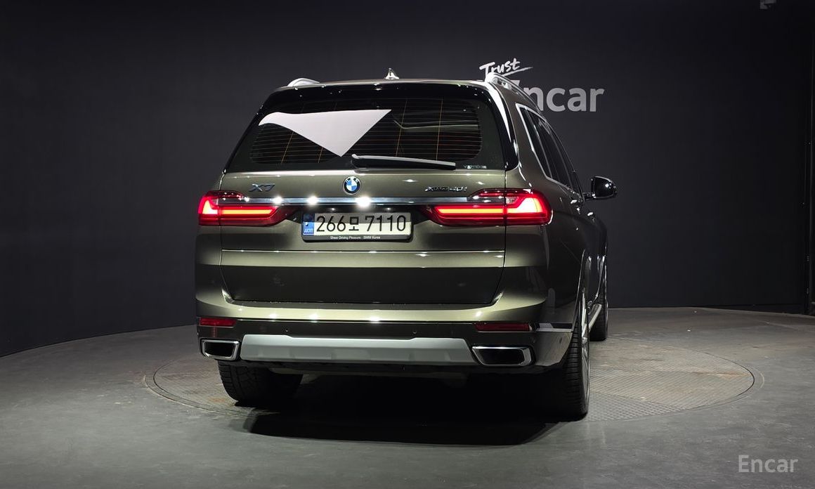2022 BMW X7 I (G07) xDrive 40i Design Pure Excellence 6-Seater с пробегом 119 221 км