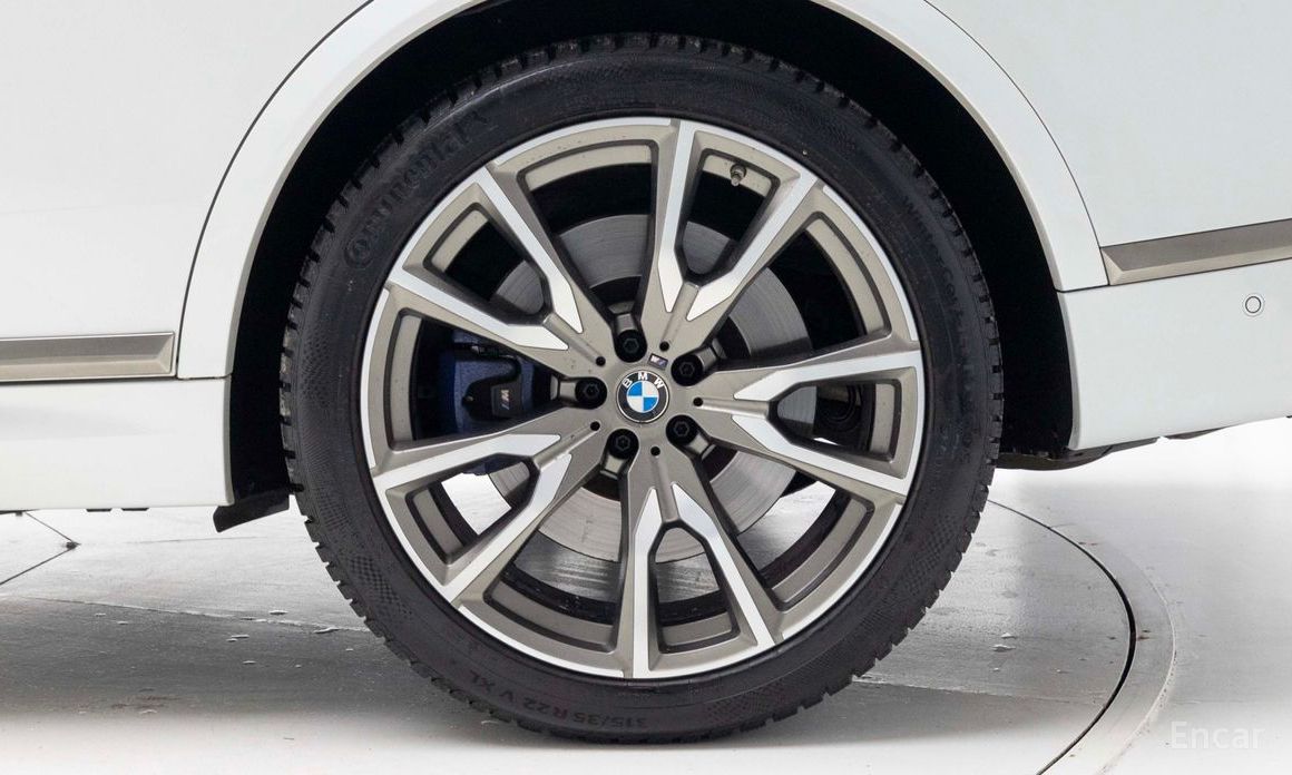 2022 BMW X7 I (G07) M50i 6STR с пробегом 82 299 км