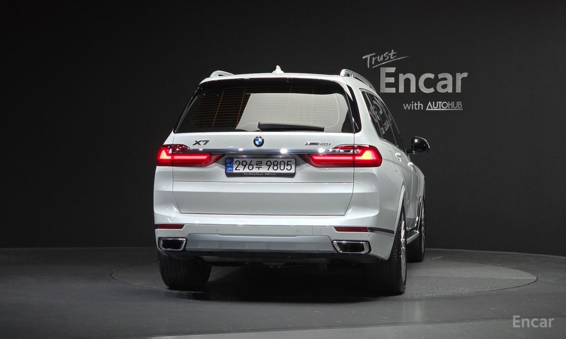 2022 BMW X7 I (G07) xDrive 40i Design Pure Excellence 7-Seater с пробегом 15 872 км